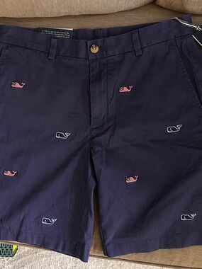 Vineyard Vines Navy Embroidered USA Whale Breaker Shorts NWT Size 32